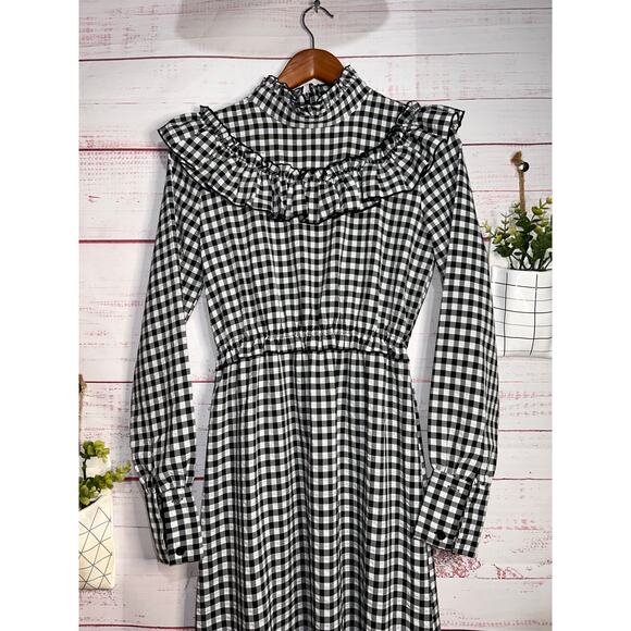 Nasty Gal Black & White Gingham Prairie Plaid Maxi Smock Dress | Women's US 2 - Picture 7 of 11